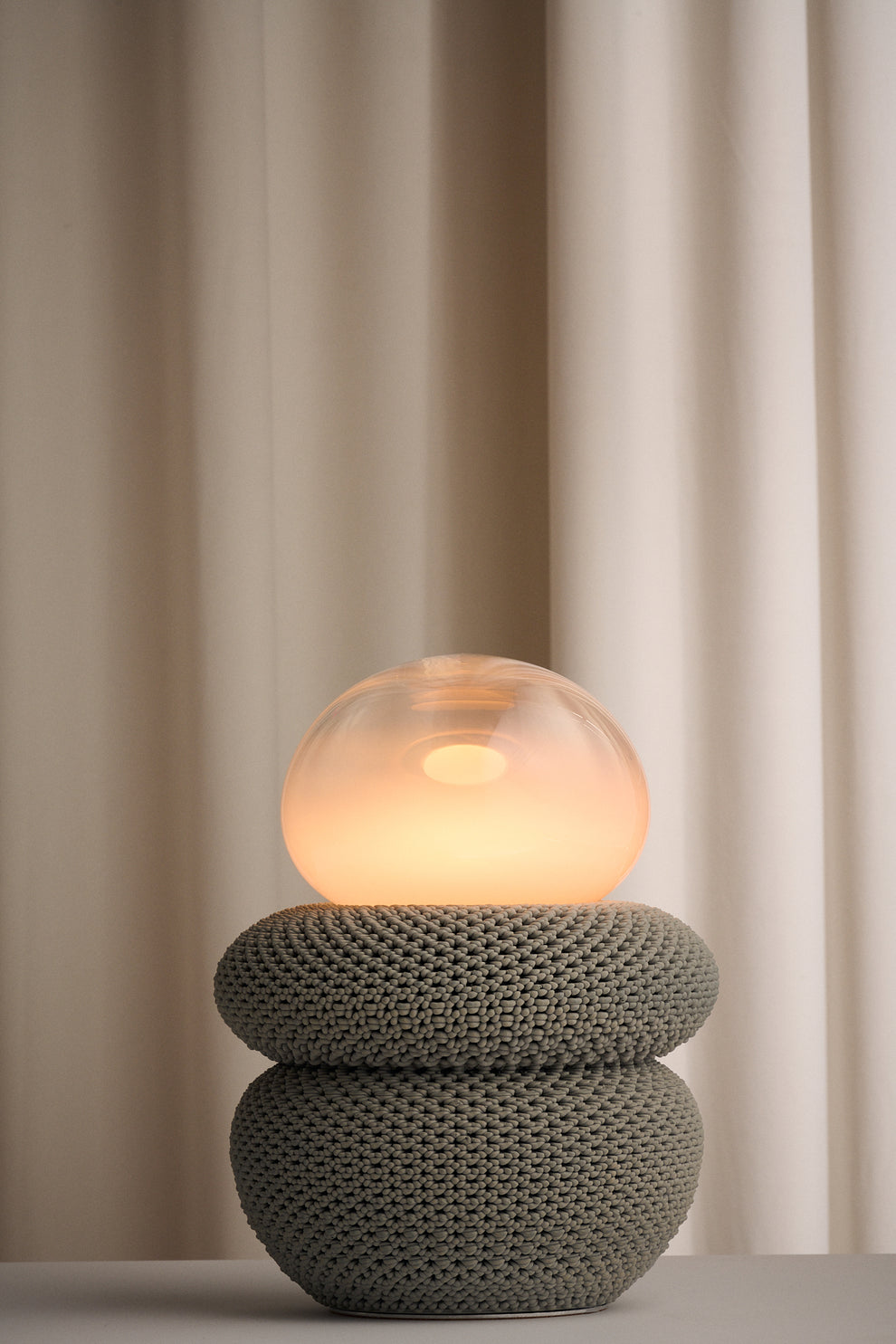 UNI LAMP | DARK ASH