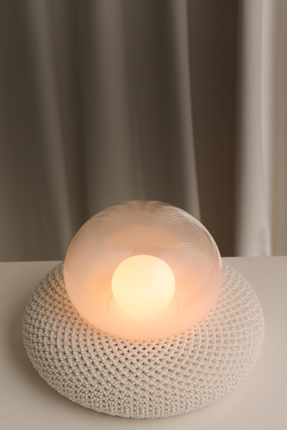 UNI SINGLE LAMP | BONE ASH